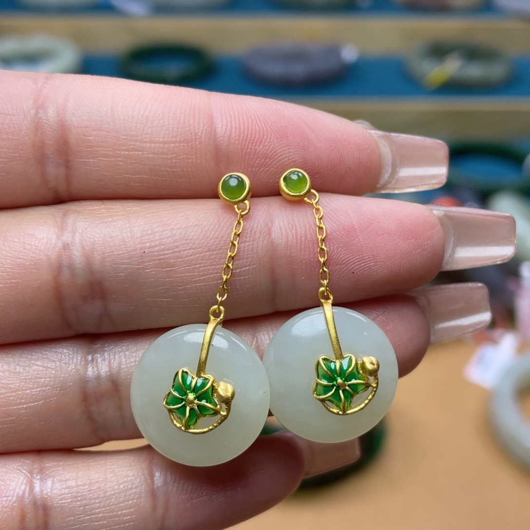 和田玉耳钉银S925镶嵌