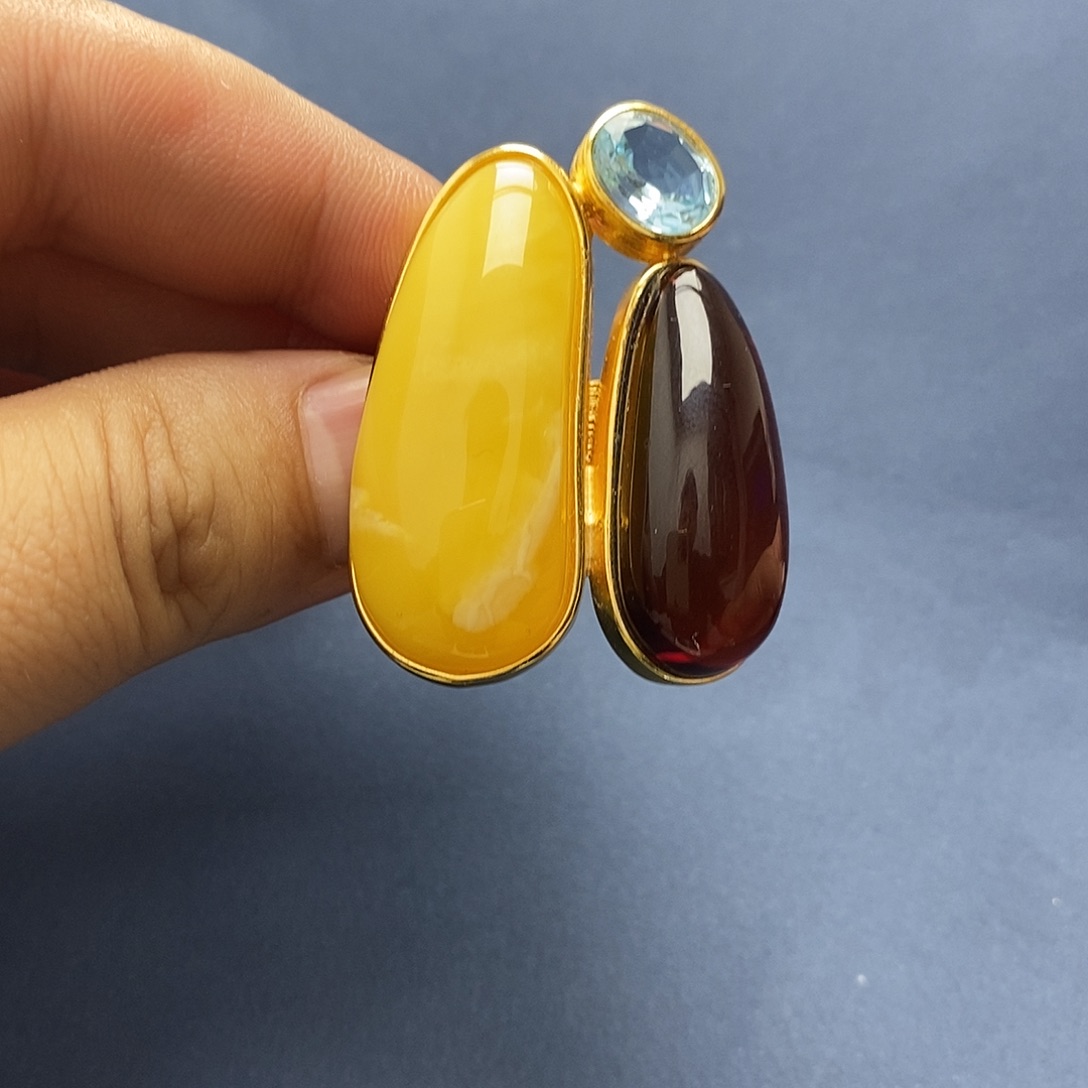 琥珀未镶嵌裸石戒指