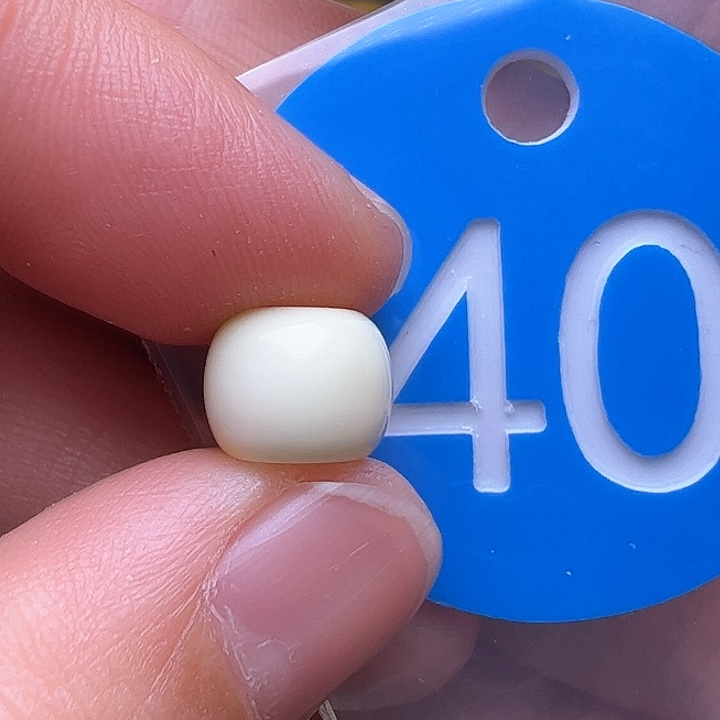 蜜蜡裸石未镶嵌9.2m m