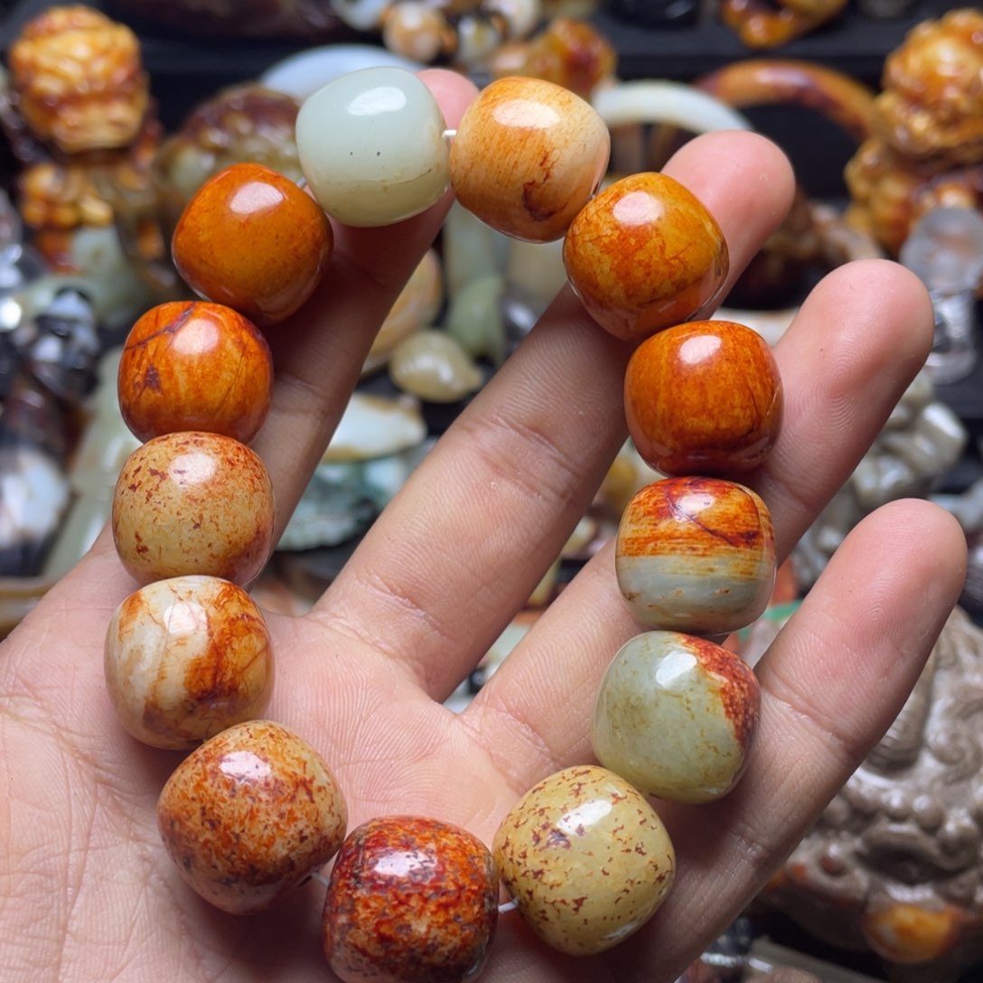 和田玉（糖玉）挂件未镶嵌大*行