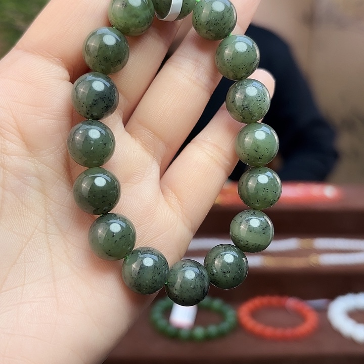 和田玉手链未镶嵌