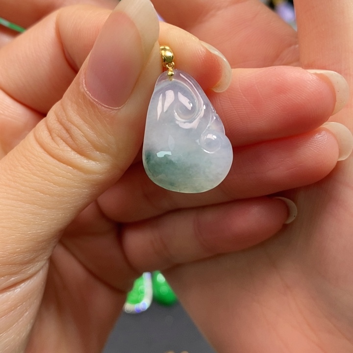 颈饰未镶嵌翡翠吊坠