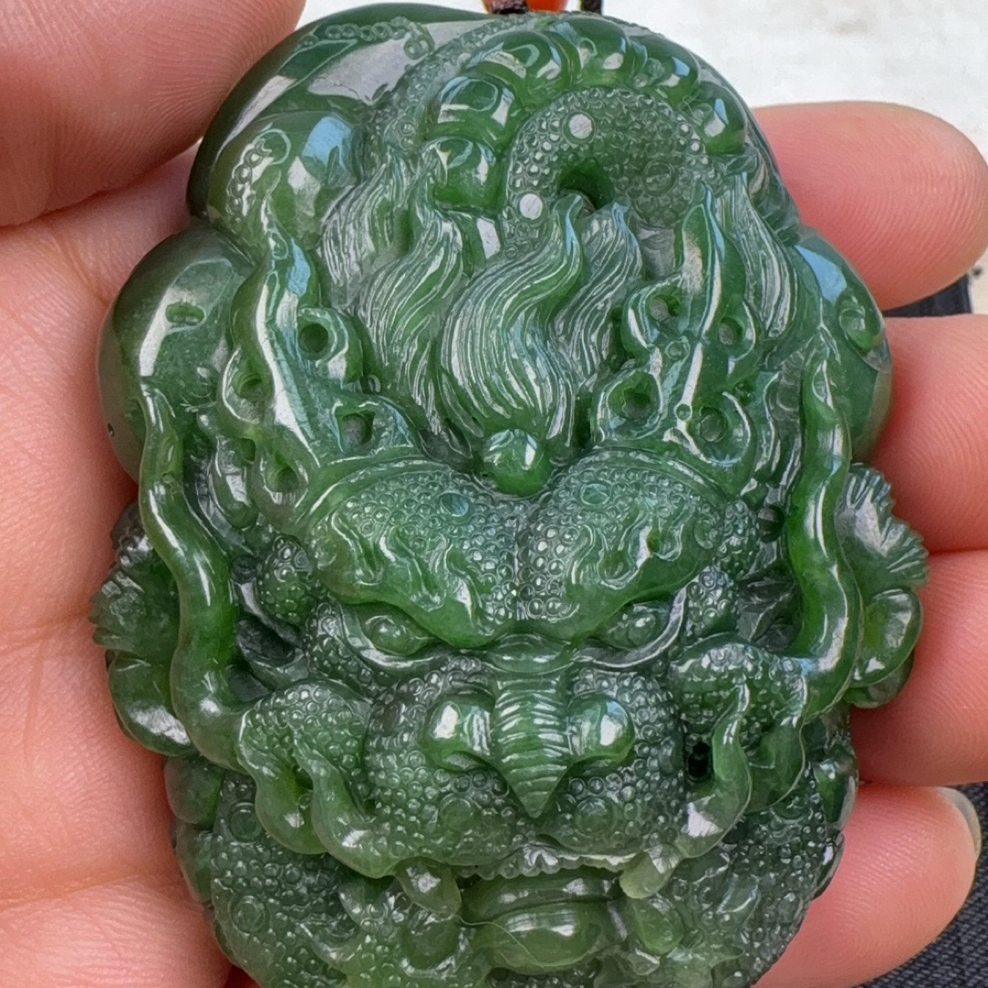 碧玉盘龙飞黄腾达手把件带猫眼长66宽49厚28雕工精细霸气十足美感