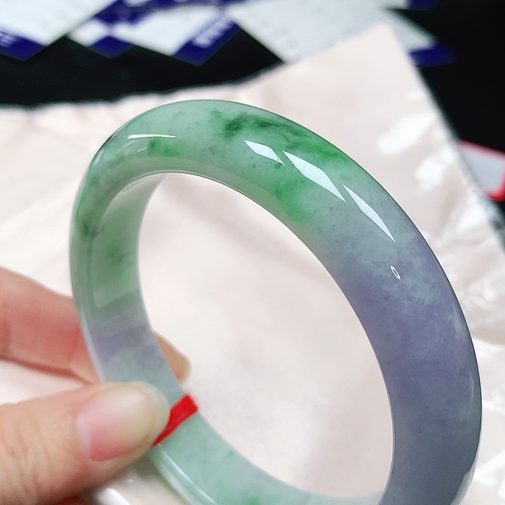 翡翠手镯（圆镯）未镶嵌