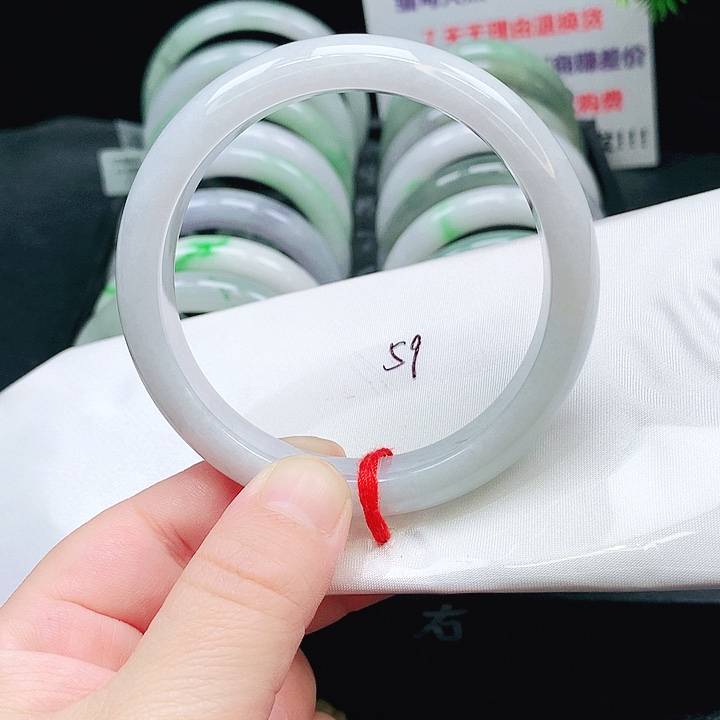 翡翠未镶嵌手镯407