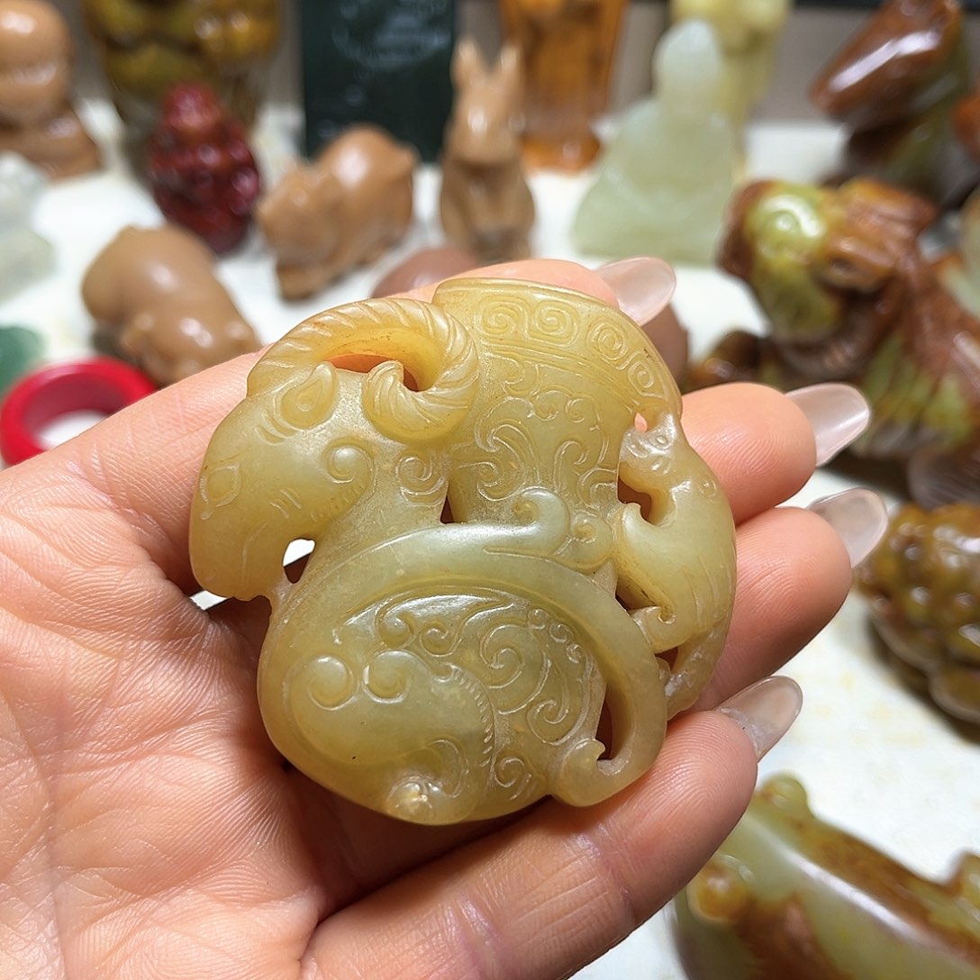 白玉菩提吊坠白玉菩提吊坠