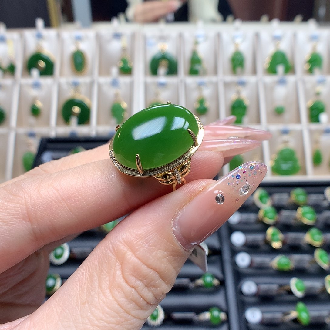 和田玉戒指18K金镶嵌1419