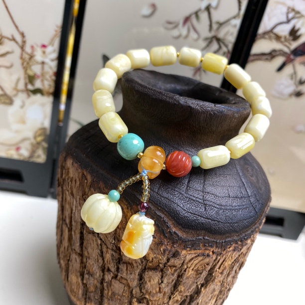 7×11毫米左右9.92克天然俄料浓白蜜蜡桶珠手链貔貅南瓜珠手串项链