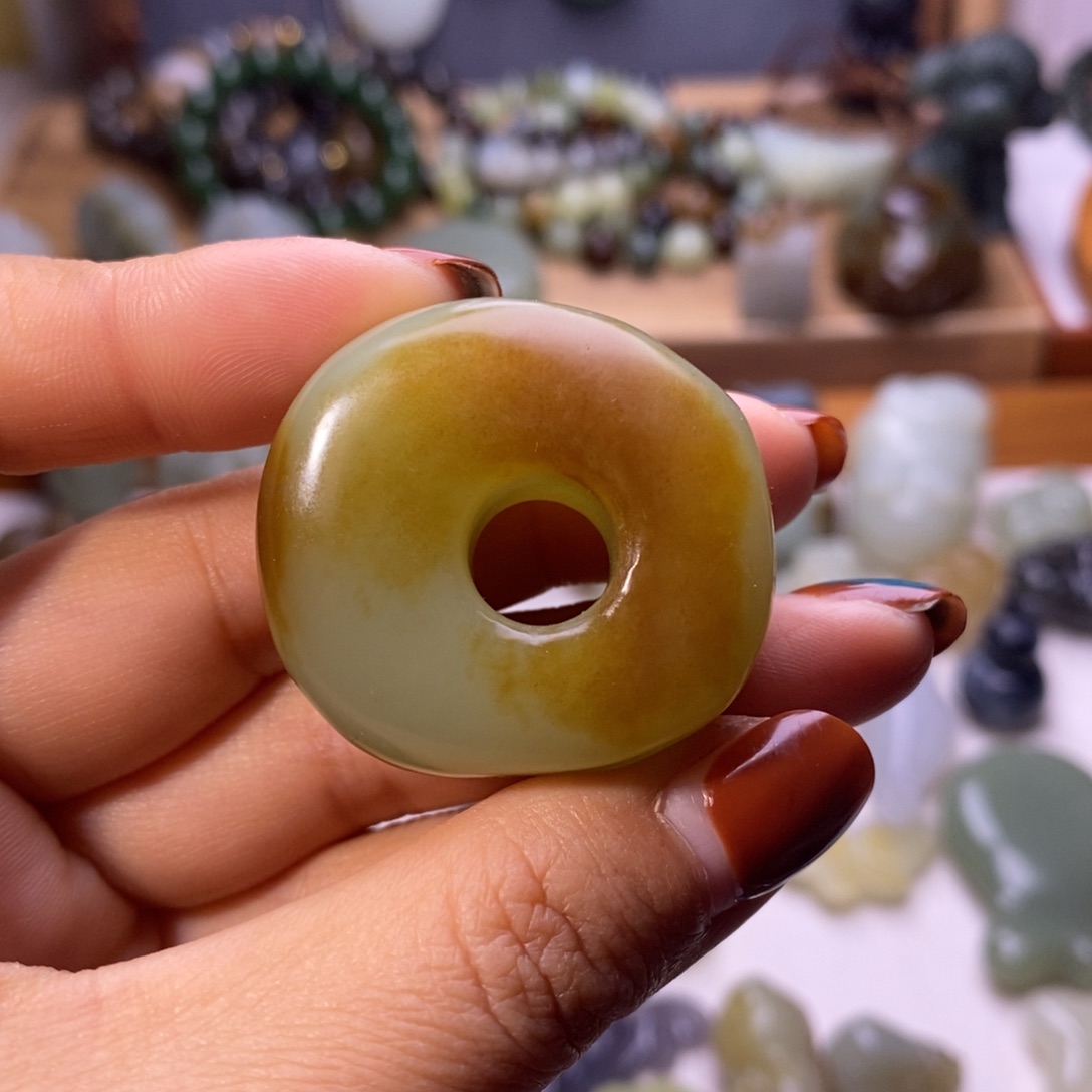 颈饰未镶嵌和田玉?****y