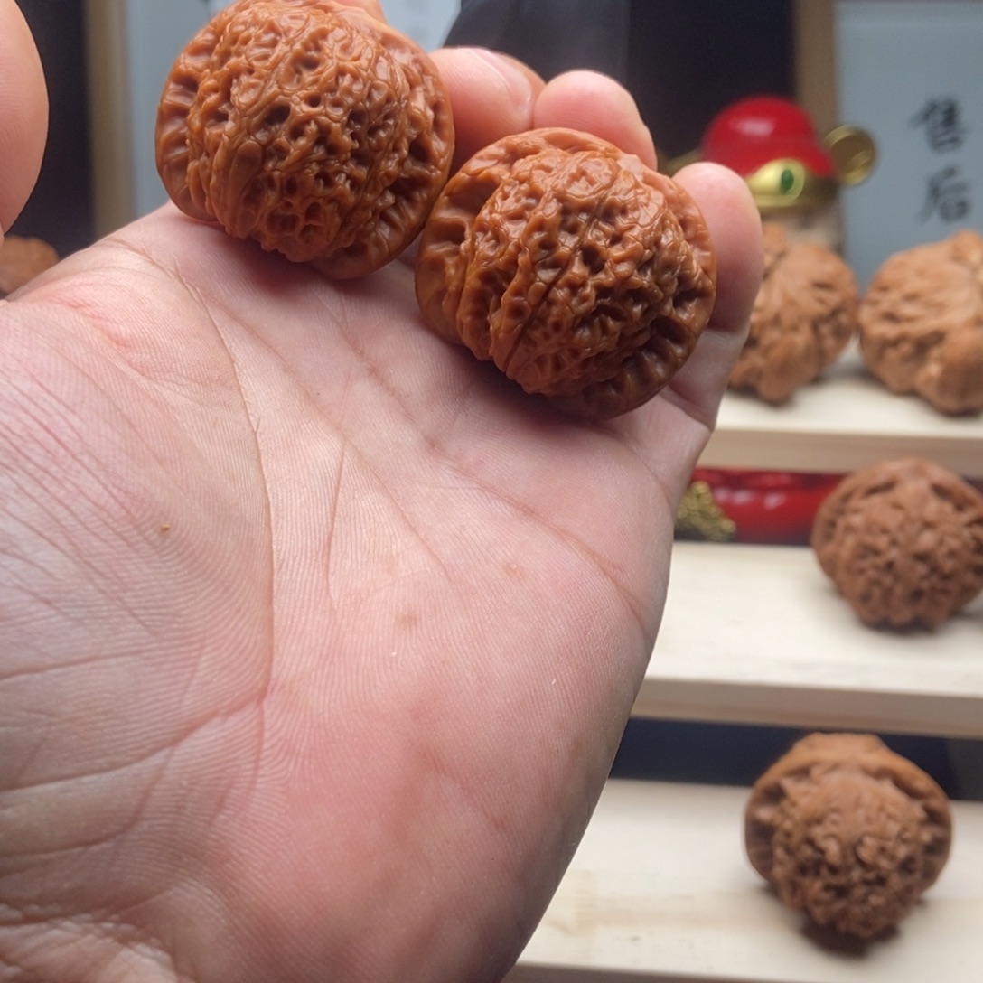 枕***香木质类血麒麟狮子头