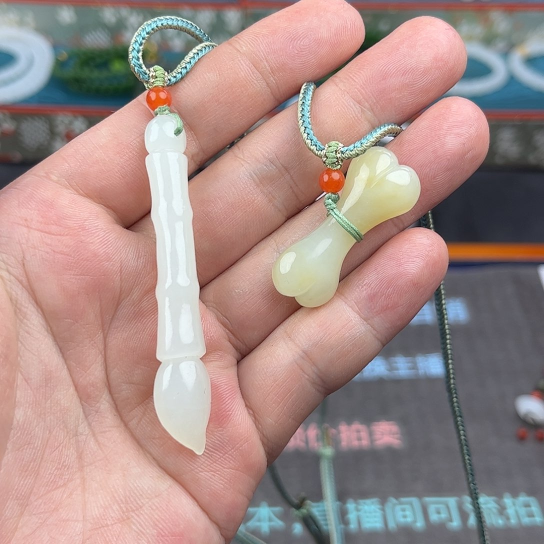 大***图和田玉未镶嵌挂件