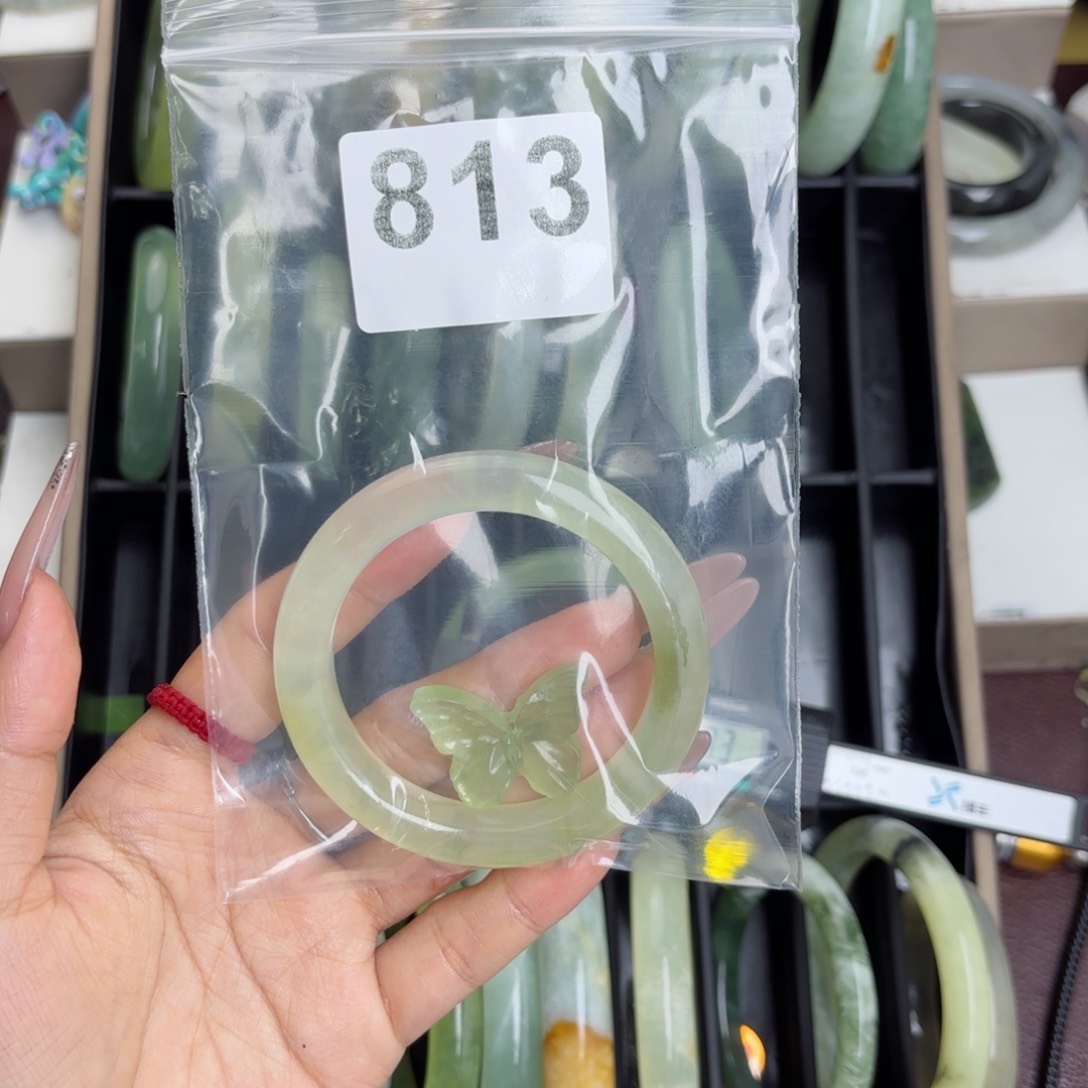 未镶嵌蛇纹石玉手镯双
