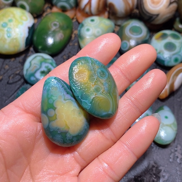 玛瑙/玉髓颈饰未镶嵌九*儿