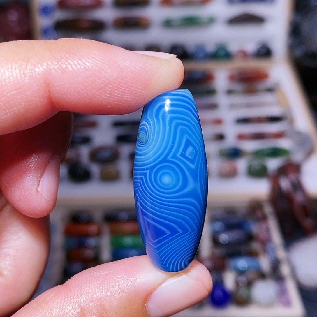 玛瑙吊坠未镶嵌….