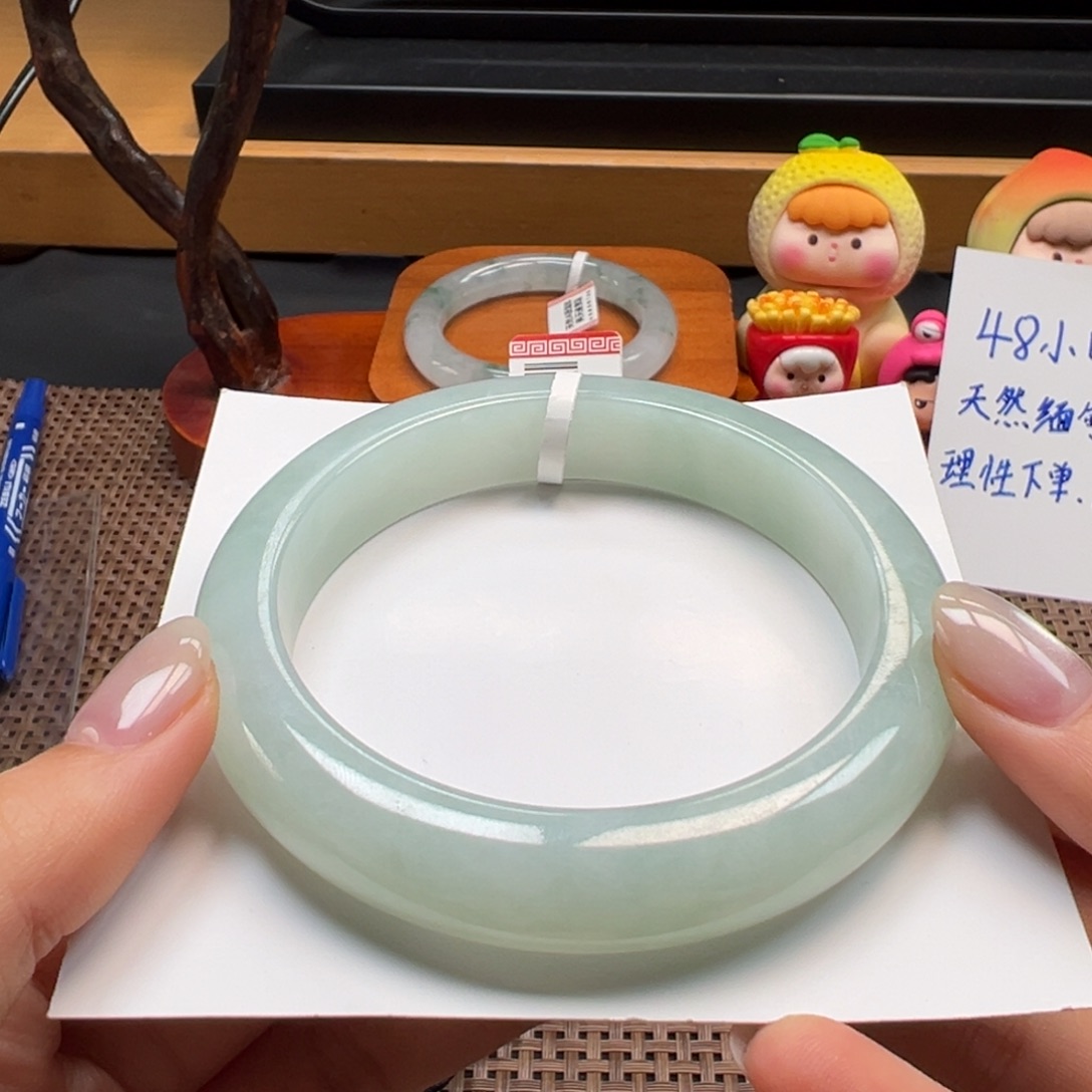 翡翠未镶嵌手镯34号