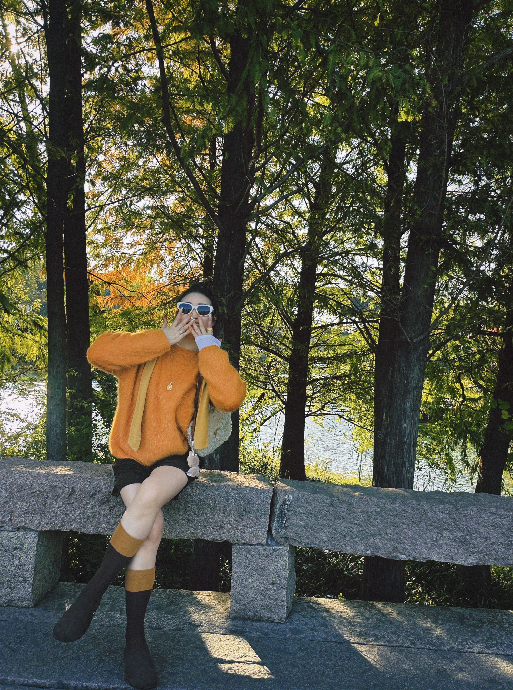 1985【三炫女装】白月光~冬季新款拉毛工艺圆领宽松纯色百搭毛衣