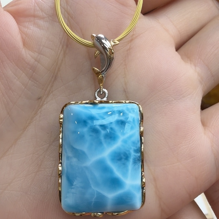 针钠钙石（海纹石）银S925镶嵌颈饰