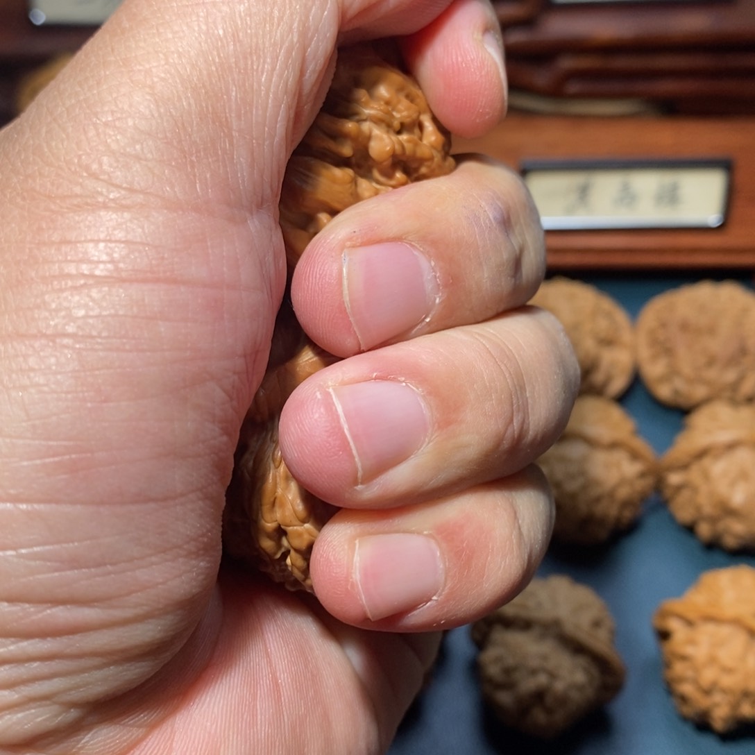 文玩核桃把件Q***q核桃