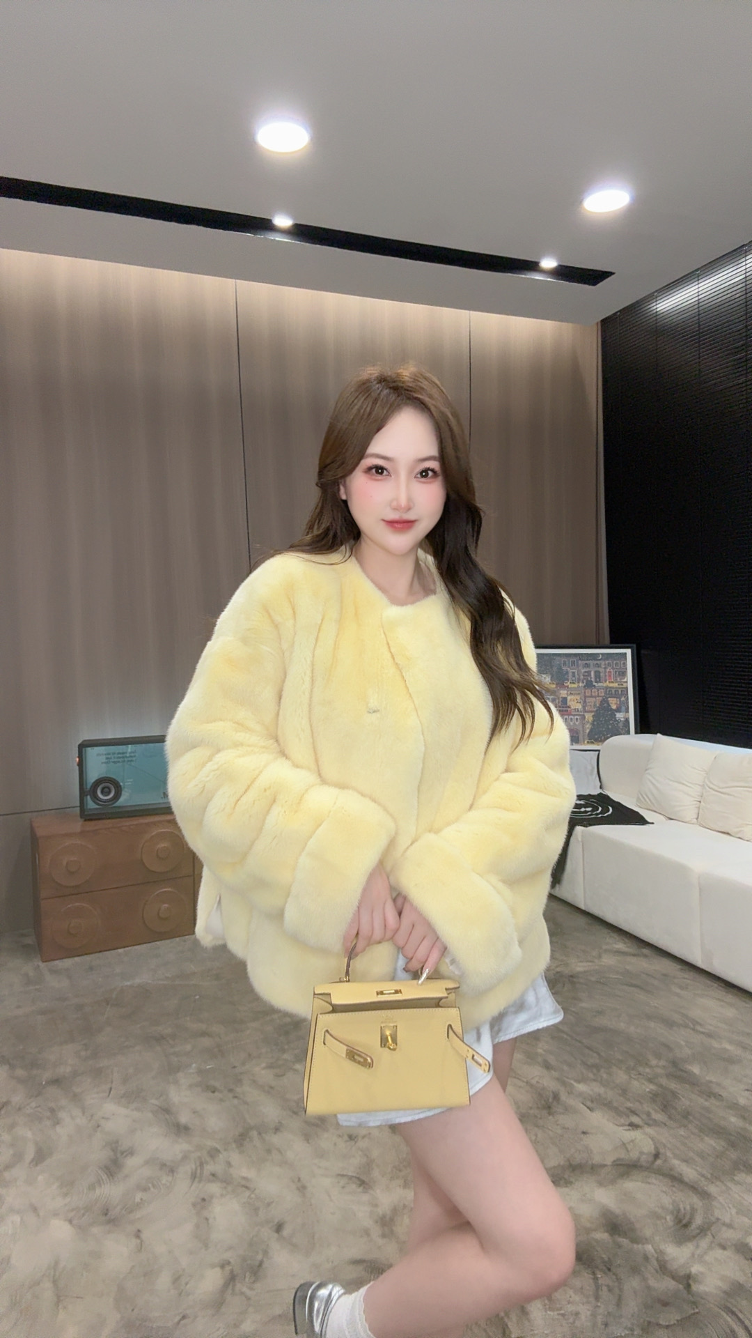 【V.V】2025进口紫金短二末领时尚新款水貂外套2464