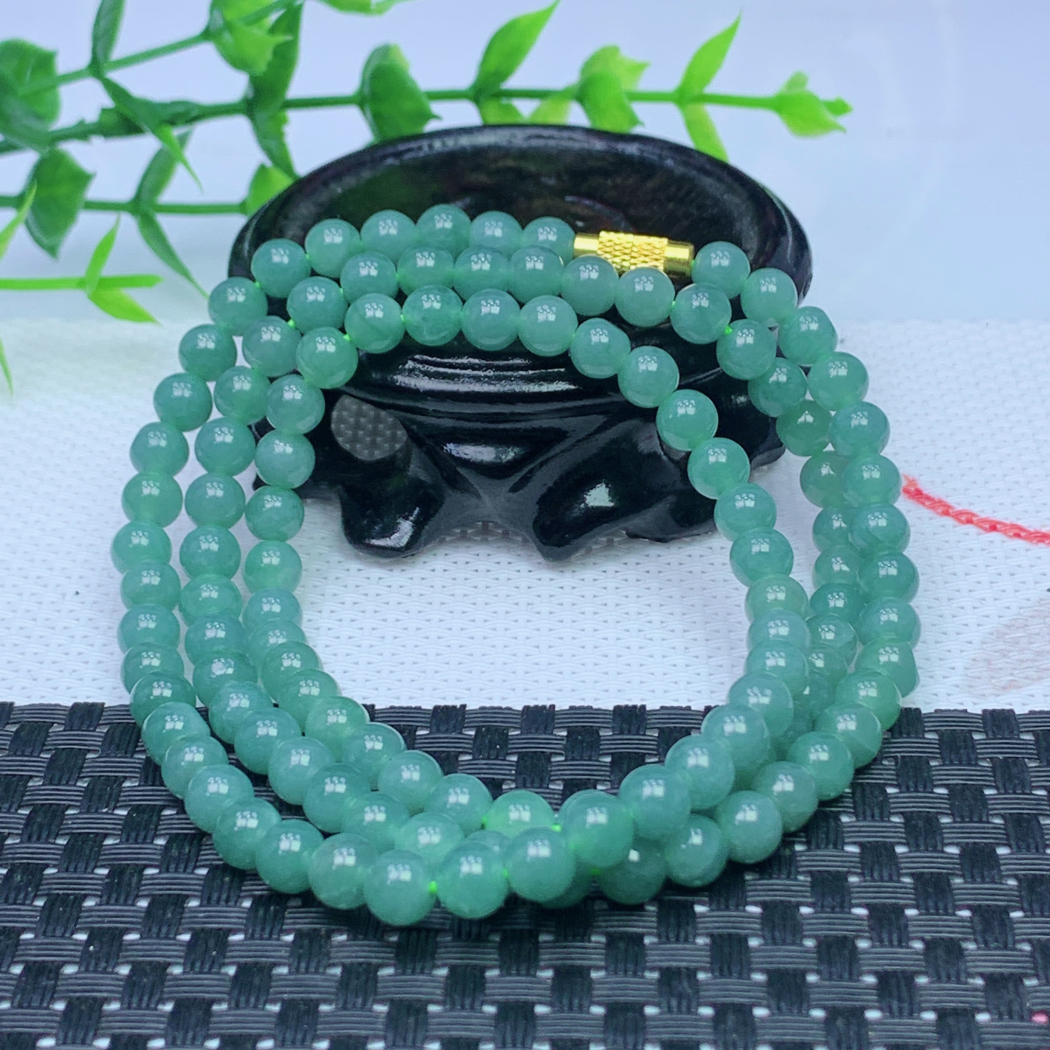 正品缅甸天然A货翡翠 圆润饱满 天空蓝圆珠项链 尺寸 5加112颗