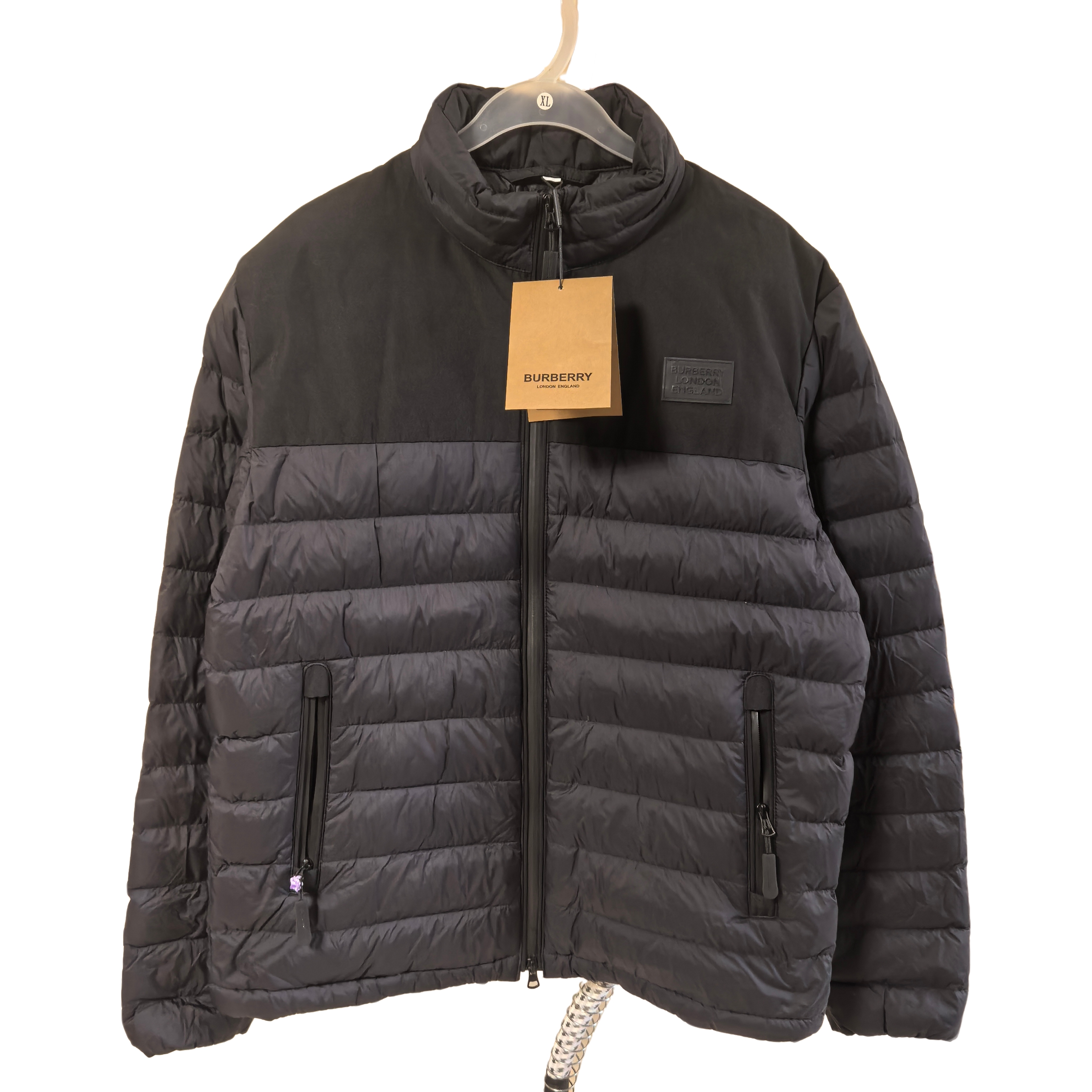 未使用 BURBERRY/博柏利 0896博柏利新款前标薄羽绒服/l/全新