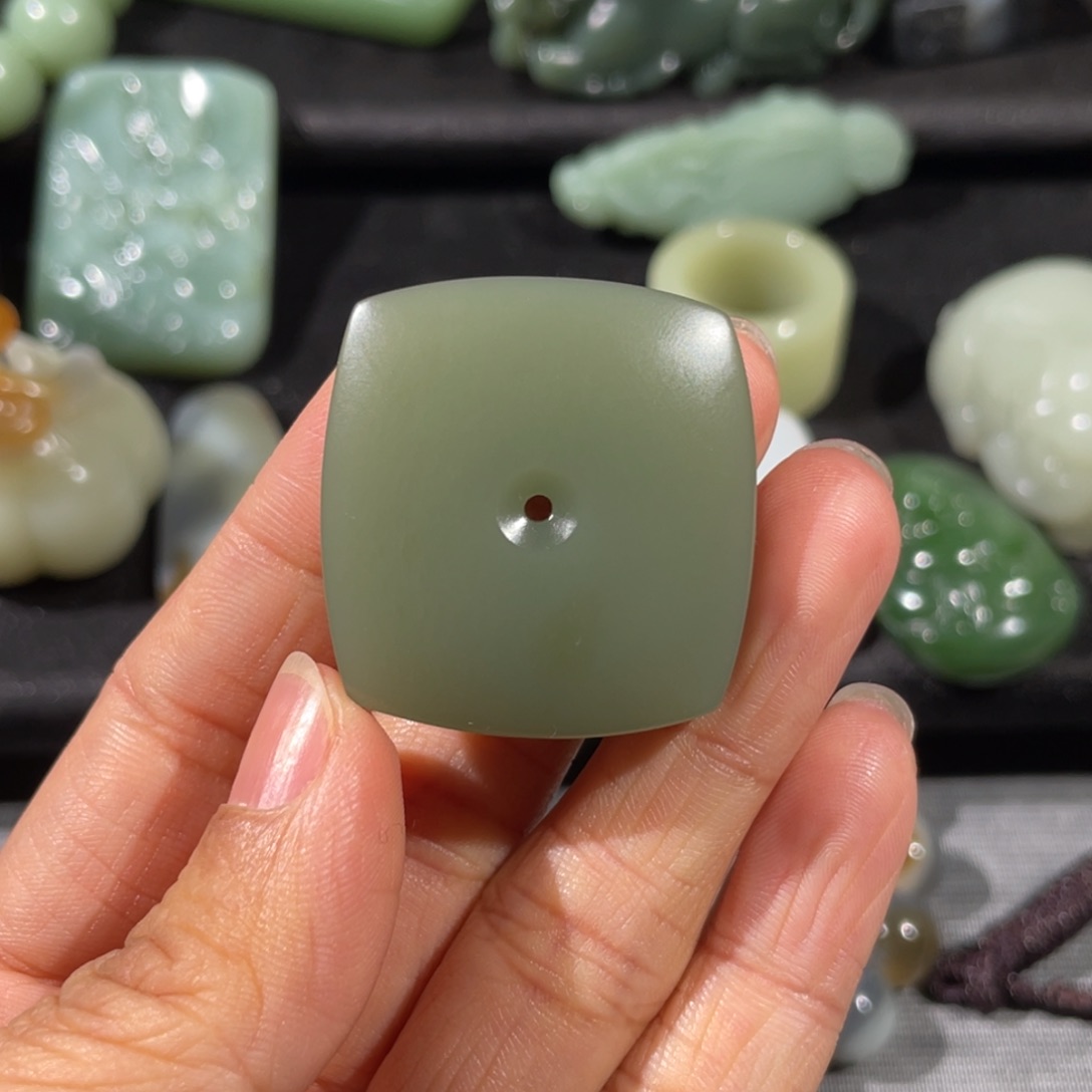 和田玉手链未镶嵌主****）