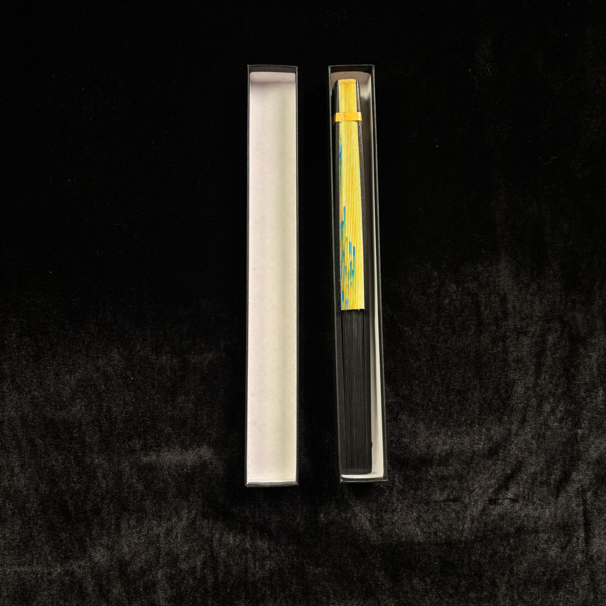 《盒子A-1》绢布10寸扇子（头青扇骨）  手写手绘  国潮书法