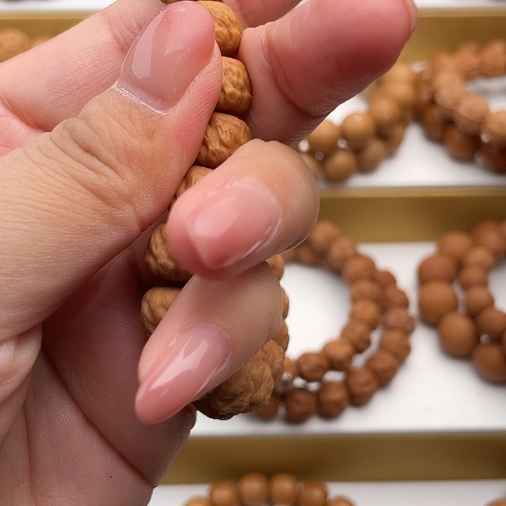 猴头核桃吊坠体验款魔丸