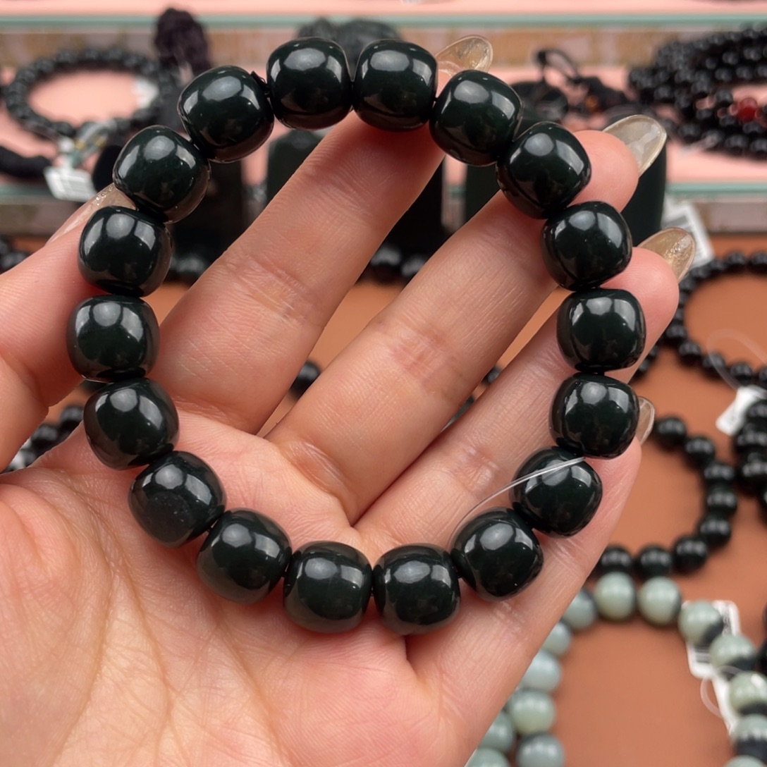 和田玉未镶嵌手链