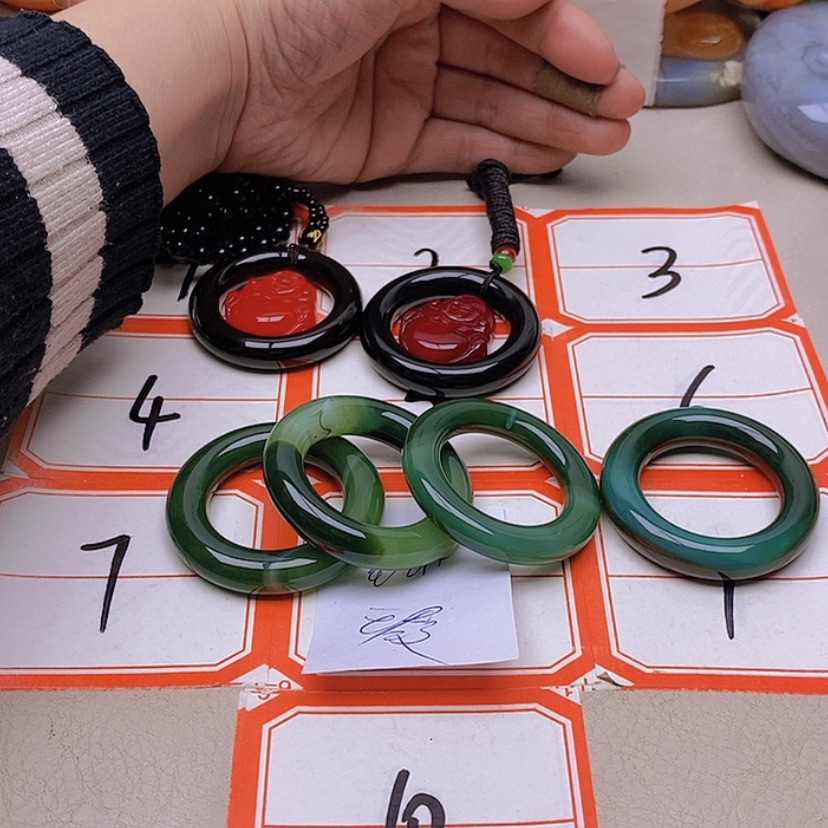 【闪购商品】未镶嵌玛瑙/玉髓珠宝半成品笑**生