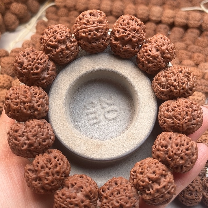 手串金刚菩提爆肉梅花25