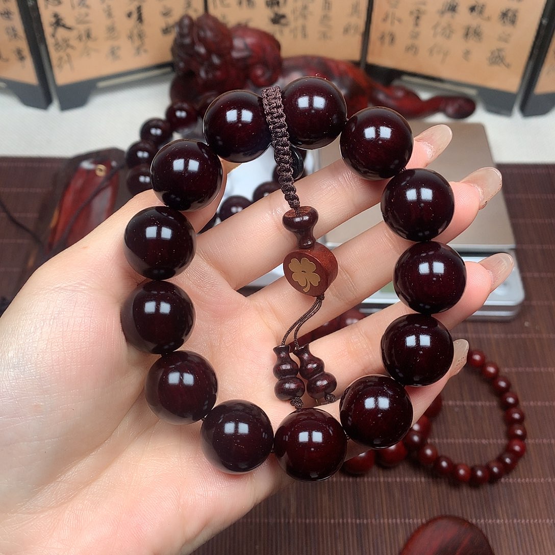 檀香紫檀（小叶紫檀）年**年1.8带星