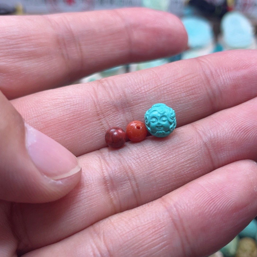 南红玛瑙配饰未镶嵌