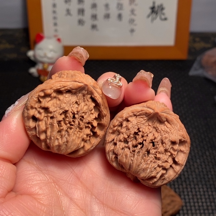 文玩核桃把件大沽石蛇头