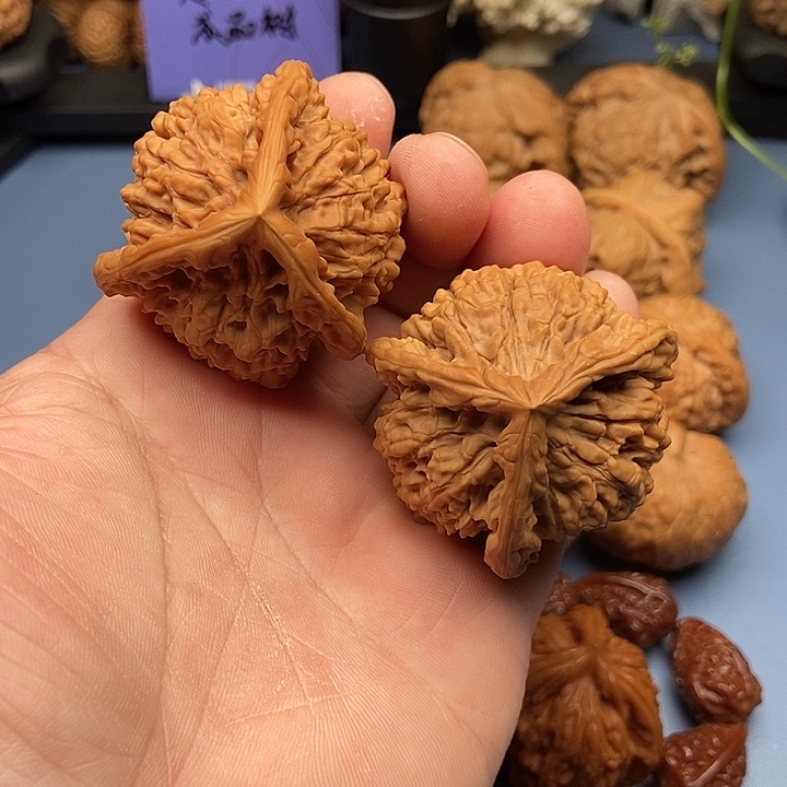 文玩核桃把件官帽奔