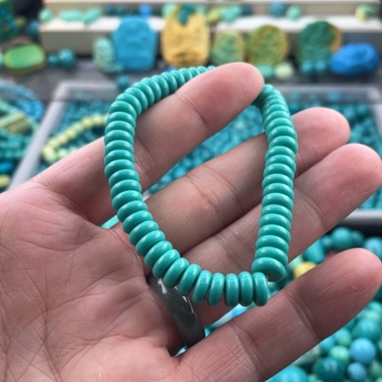 未镶嵌菱锰矿珠宝半成品