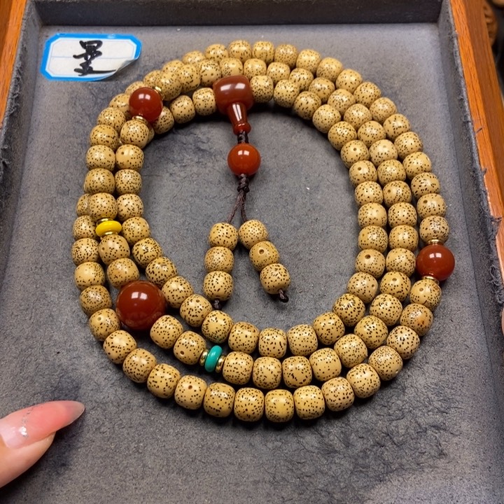 星月菩提吊坠菩提