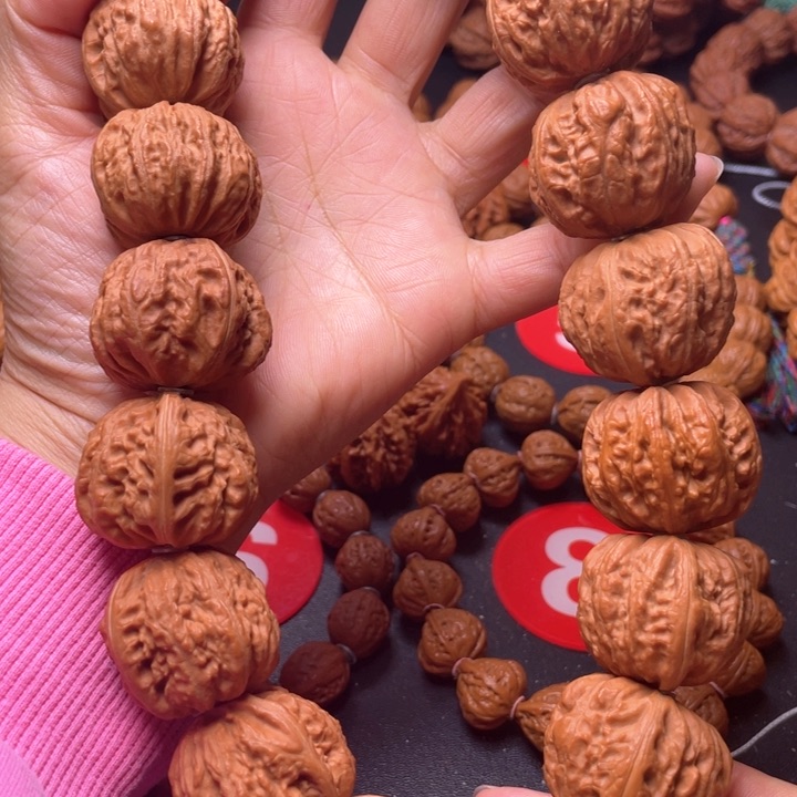 文玩核桃吊坠暴龙白茬