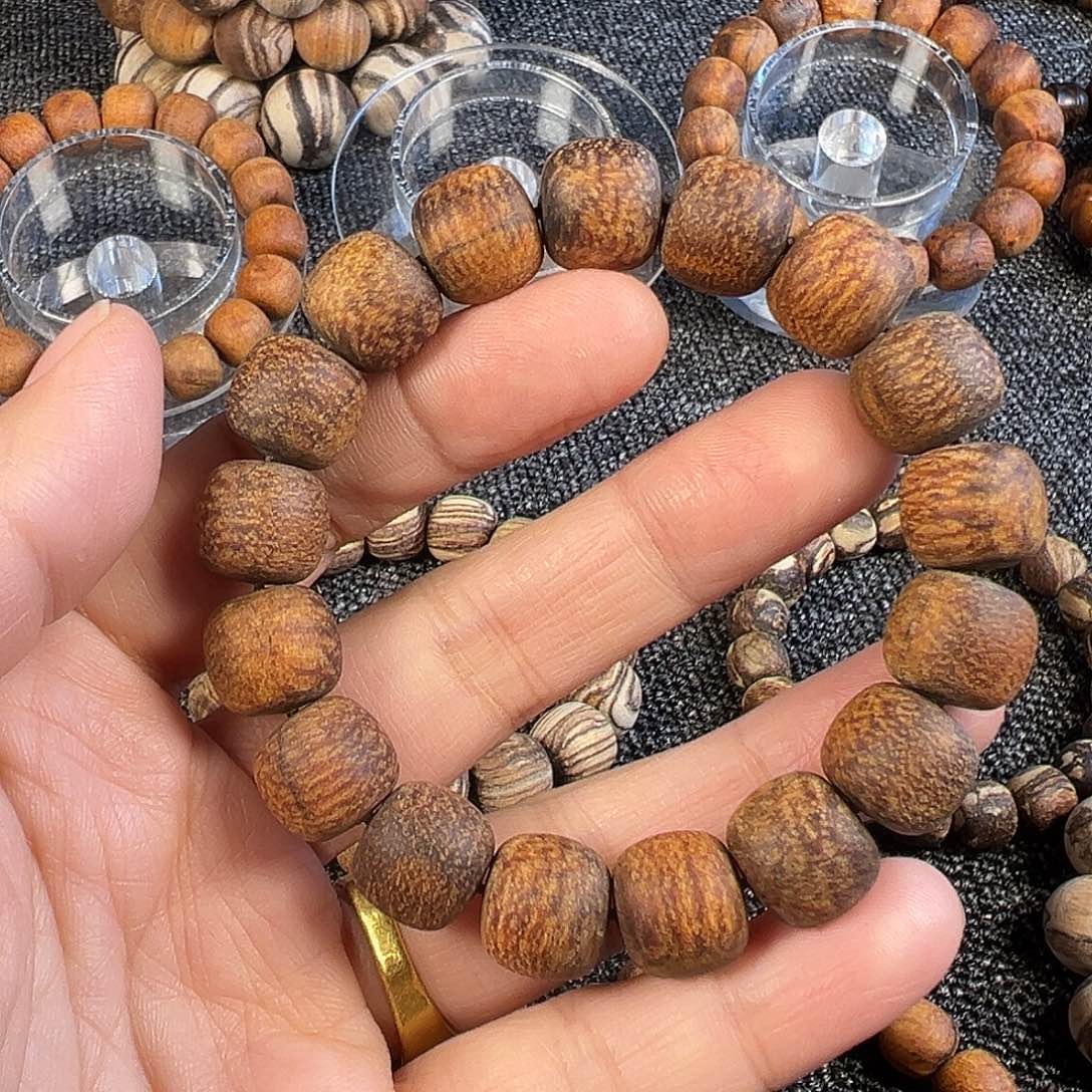 爱****贡木1213印贡粗抛爆满龙鳞