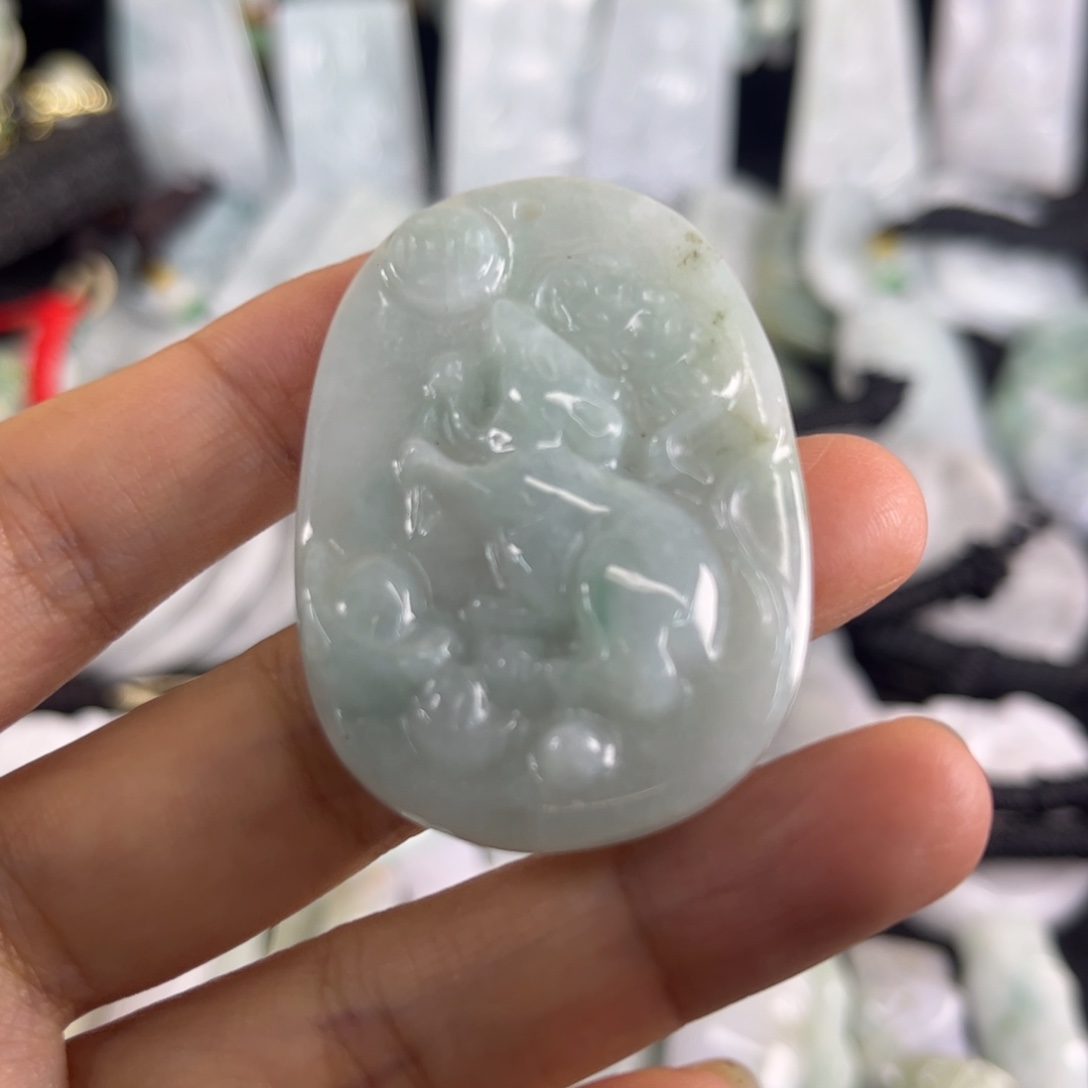 翡翠未镶嵌吊坠(不含链)