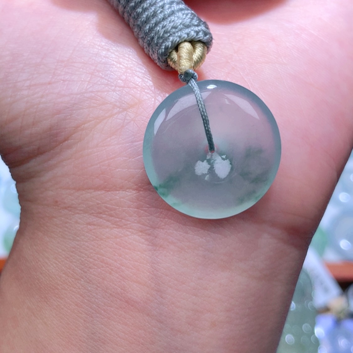 【闪购商品】翡翠颈饰未镶嵌平安扣