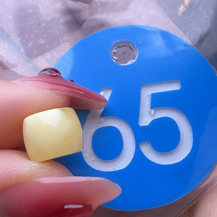 蜜蜡裸石未镶嵌9mm 直切