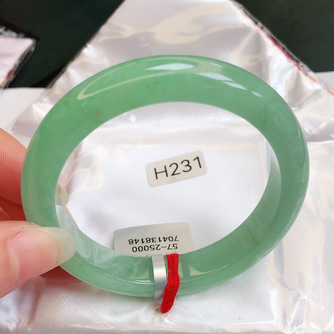 【闪购商品】翡翠手镯未镶嵌缅甸天然a货翡翠