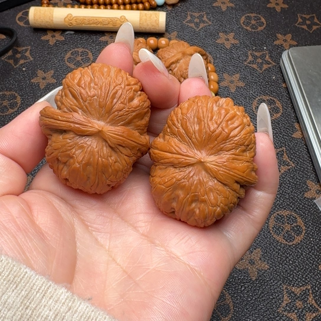 把件文玩核桃45元宝MO 79