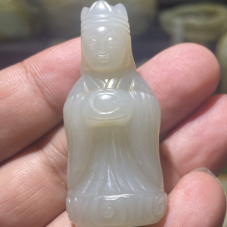 和田玉人物造像小摆件