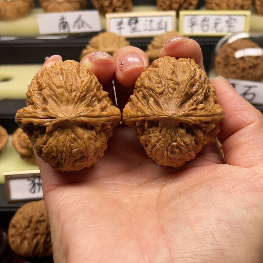 【闪购商品】吊坠文玩核桃