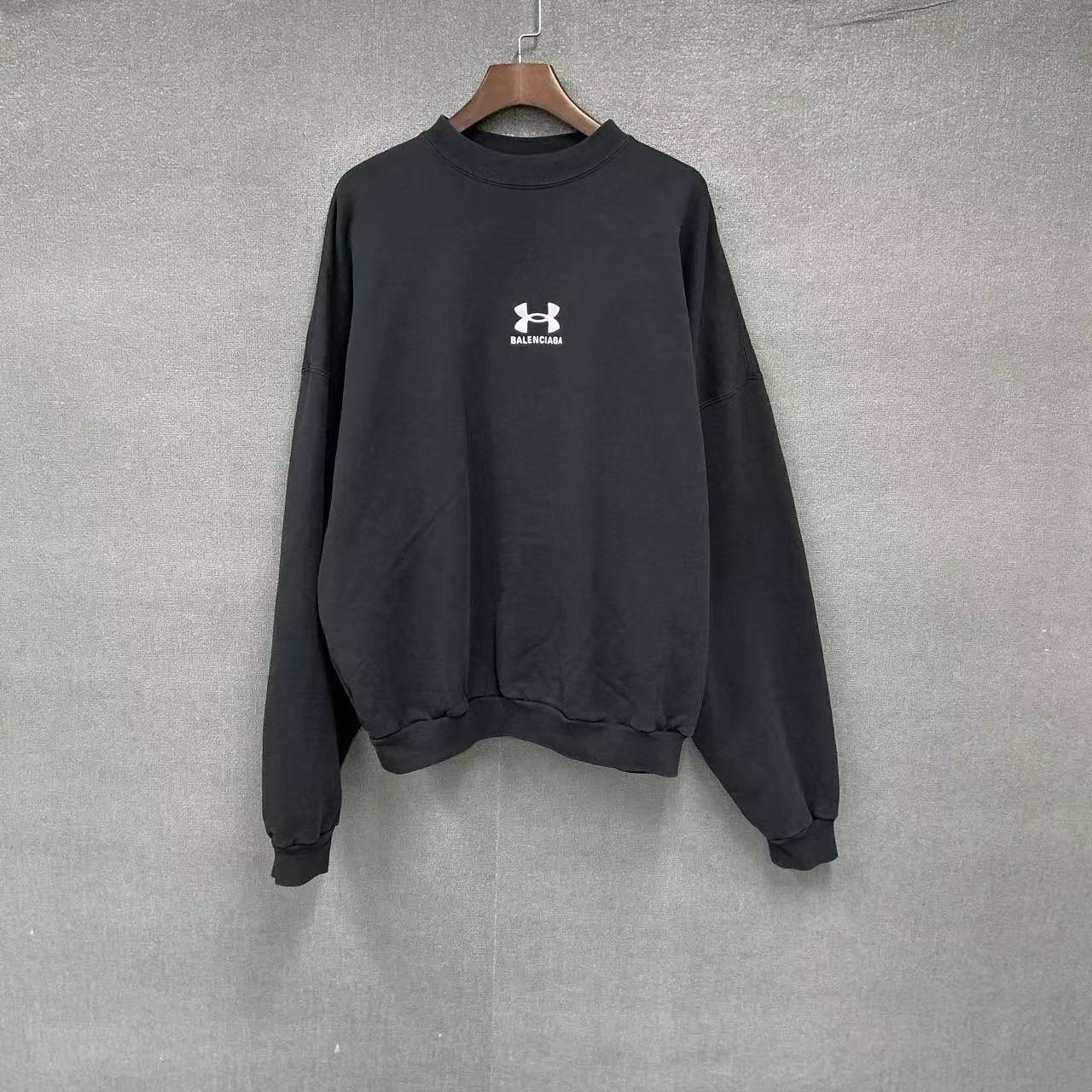 未使用 Balenciaga/巴黎世家 （pm） 安德玛联名圆领卫衣 1码/3022