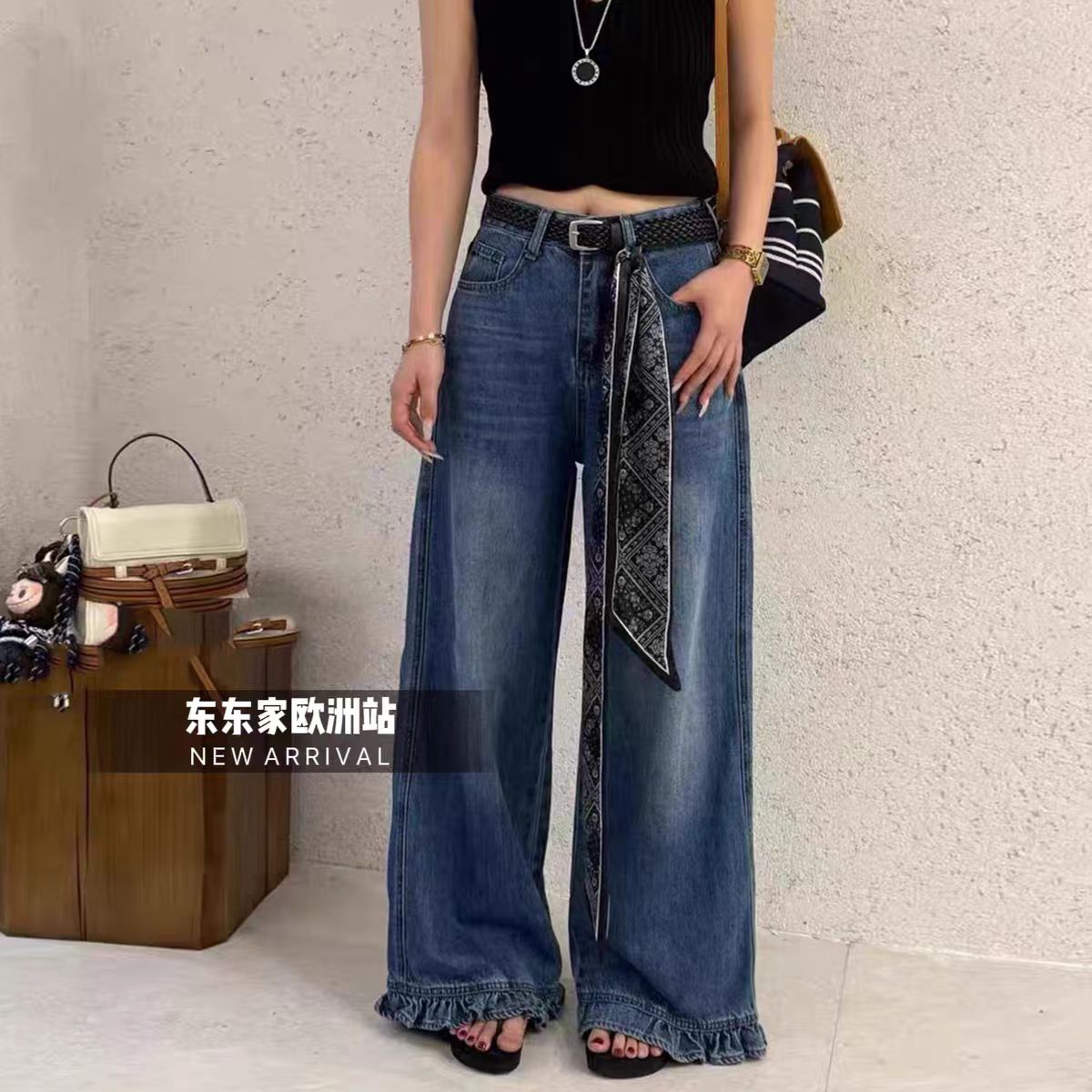 新款休闲宽松直筒牛仔裤百搭显瘦时尚单品