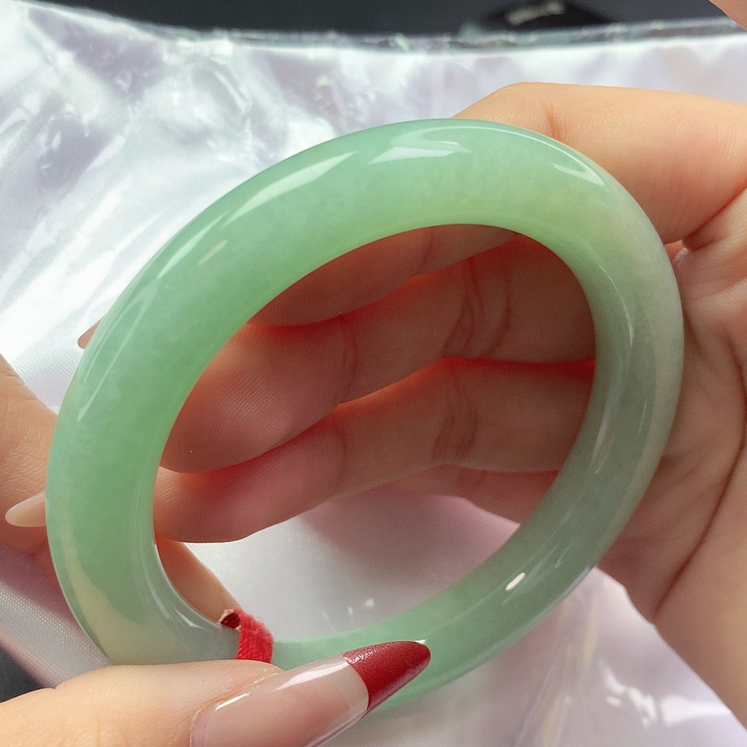 【闪购商品】翡翠手镯未镶嵌x s