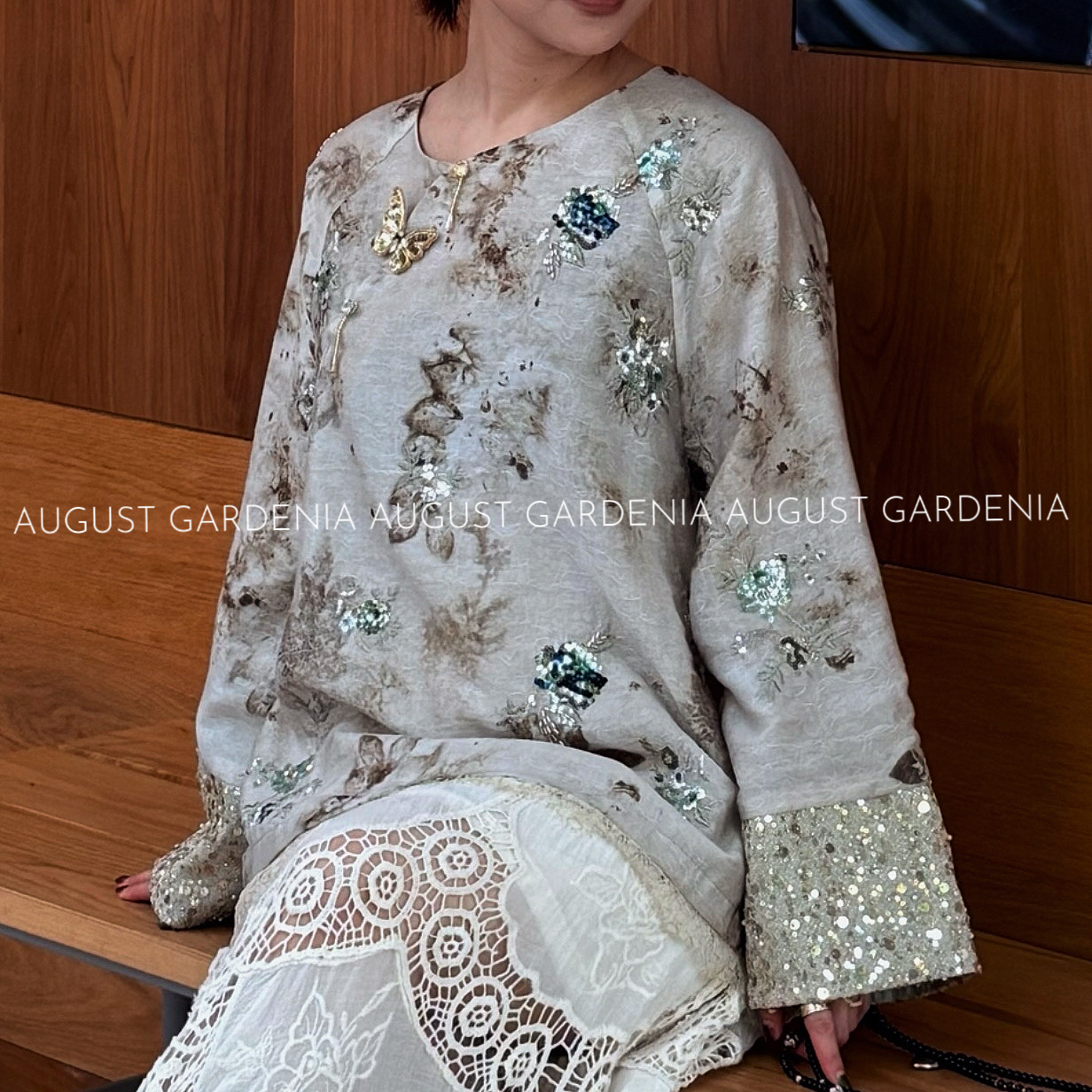 印度丝金蝶刺绣上衣